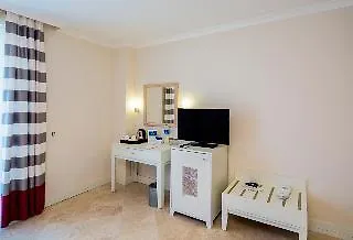 Crystal Boutique Bogazkent